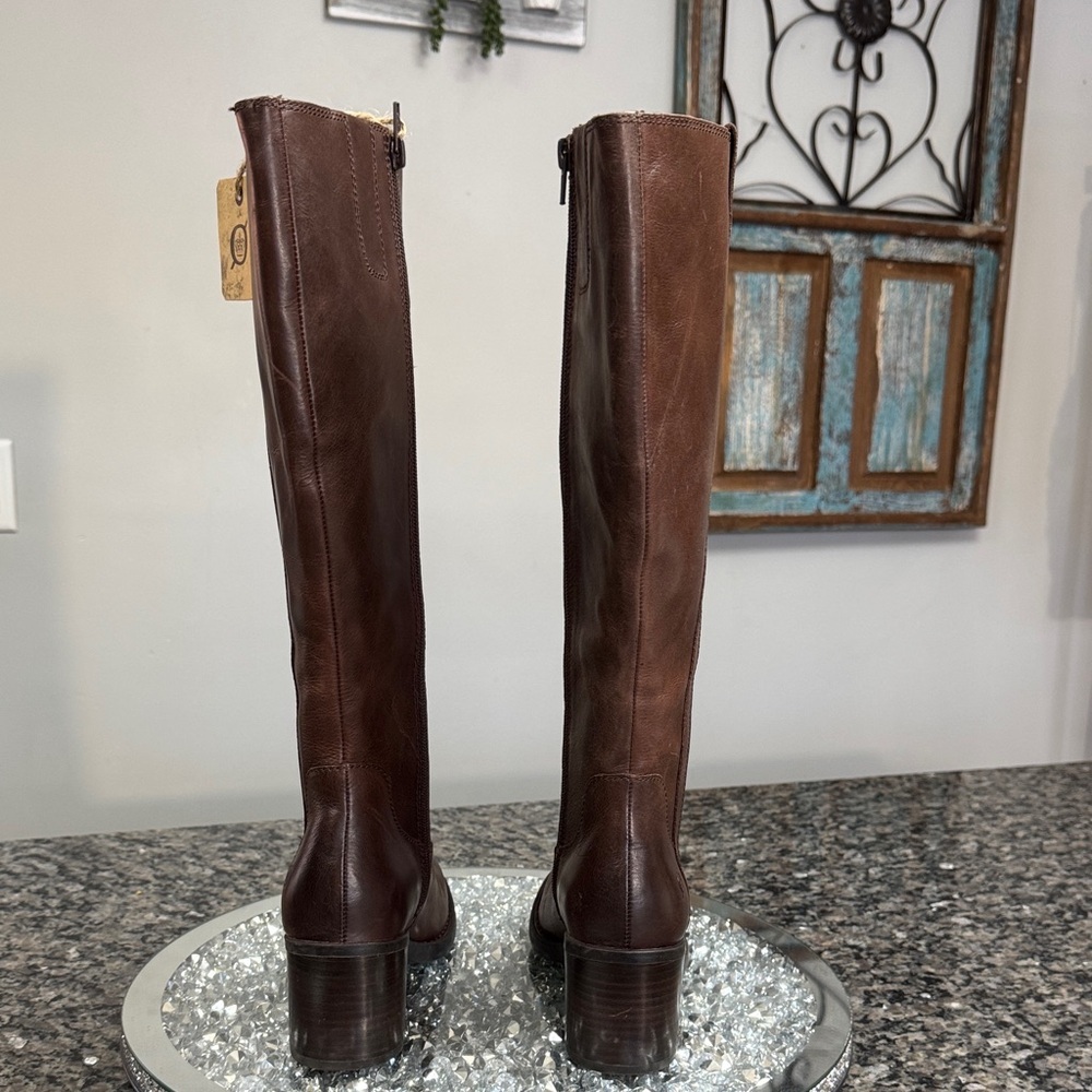 Born Rich Brown Leather block heels tall boots NEW 6.5 - Picture 6 of 16
